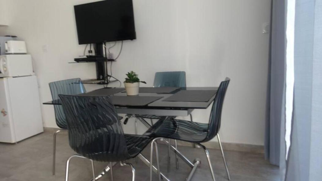 Studio Meuble Saint-André-de-Sangonis Dış mekan fotoğraf